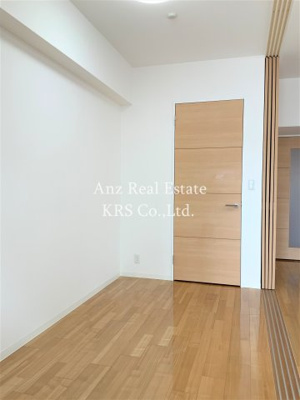 【寝室】 | アーバネックス南堀江 | 4.7帖の寝室部分！シーリングライト付き！