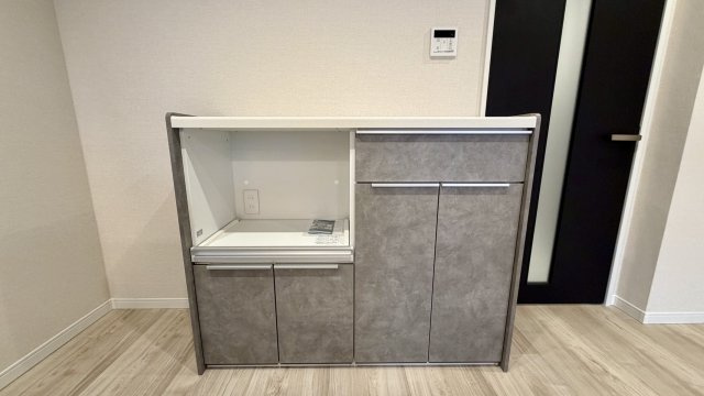 北千住パーク・ファミリアのキッチン|新規カップボード