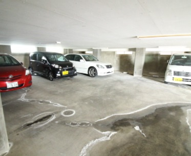 グレイス白鷺の駐車場