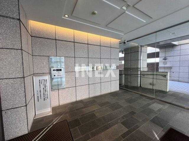 横浜市中区日本大通の賃貸マンションのロビー