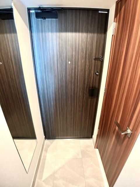 板橋本町ステーションレジデンスの玄関