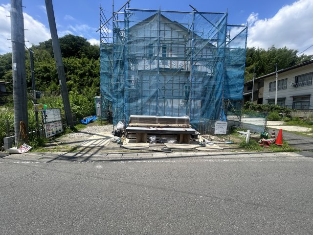 新築　高崎市乗附町　Heartful　Town　A号棟の駐車場|現地写真　駐車スペースは2台分可能です！
