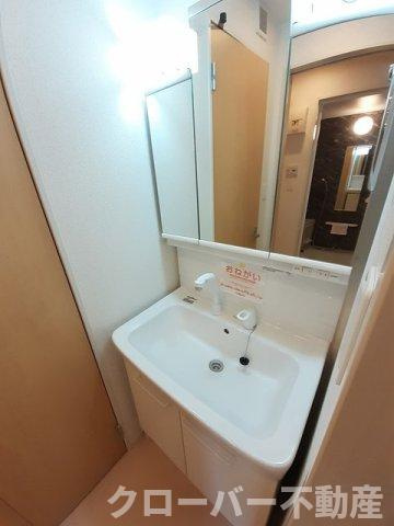 クラール土器西Ｂの洗面所
