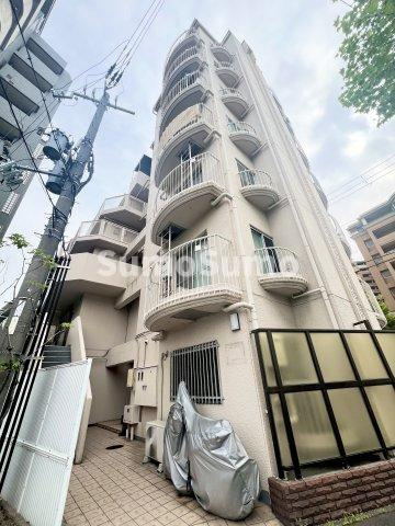 ドルフ西岡本の外観