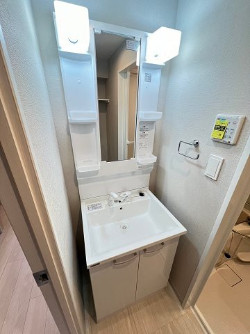 ファーストフィオーレ尼崎ウエストの洗面所