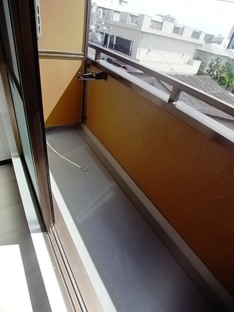 ロココ西宮のバルコニー