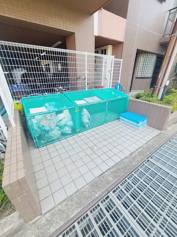 ロココ西宮の外観