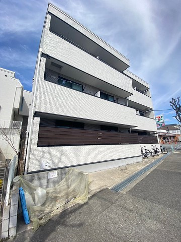 MORES VILLA 上ヶ原の外観