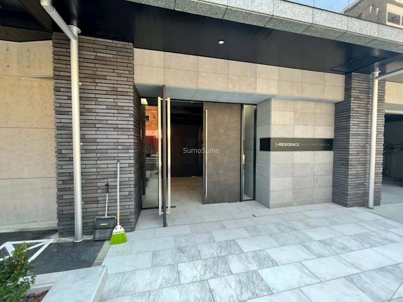 S-RESIDENCE堺筋本町Unoのエントランス