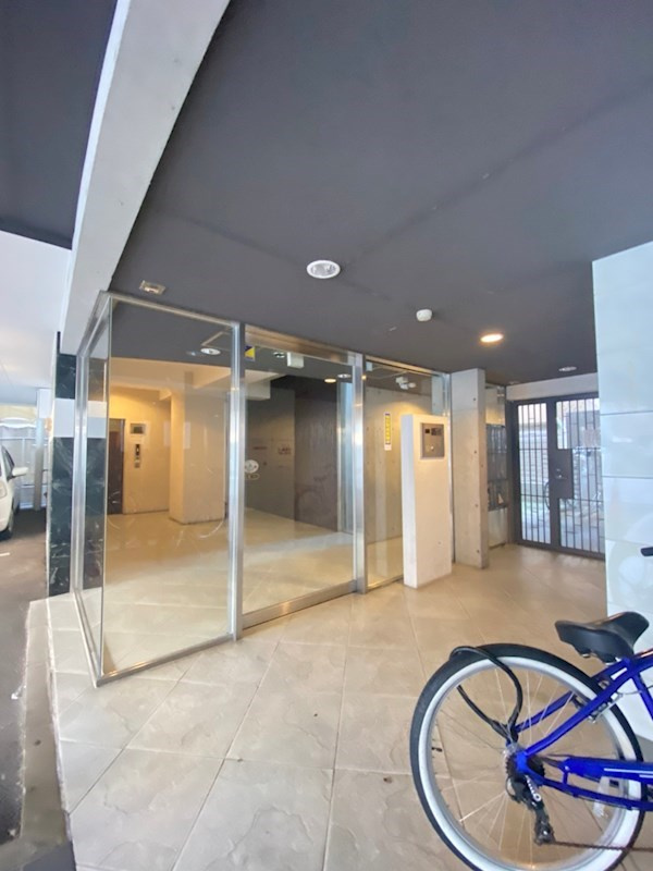 大阪市浪速区戎本町１丁目の賃貸マンションのエントランス|建物の内部です