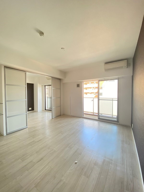 大阪市浪速区戎本町１丁目の賃貸マンションの居間・リビング|ゆったりとした居間です