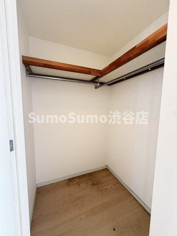 ストーリア神宮前の収納|小物を収納するのに便利です