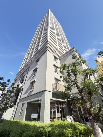 D'グラフォート神戸三宮タワーの外観