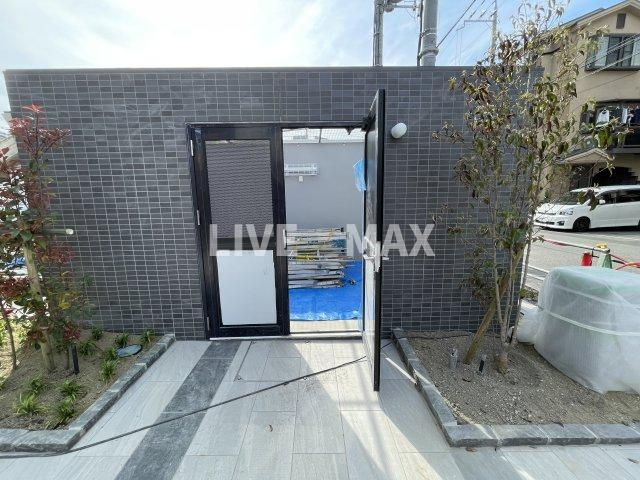 【エントランス】プレサンスTHE KYOTO 新町通