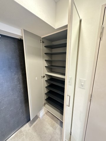 Alivis浪速東SoL TERRACEの収納