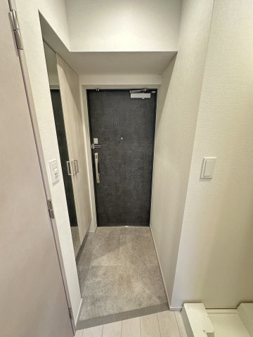 Alivis浪速東SoL TERRACEの玄関