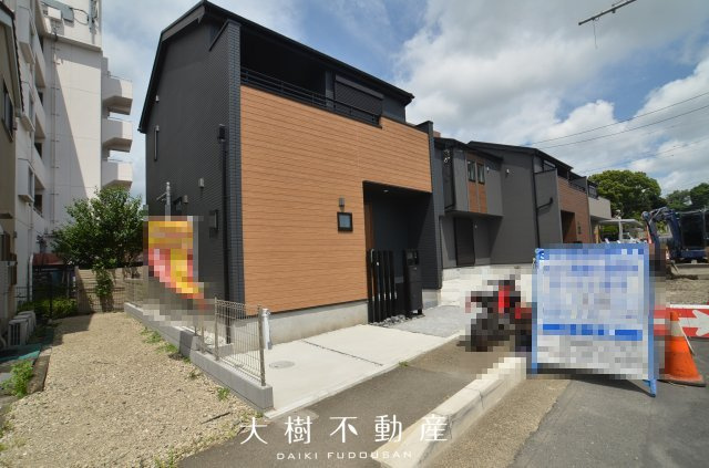【前面道路含む現地写真】 | 座間市座間1丁目　新築戸建て　全3棟【仲介手数料無料】