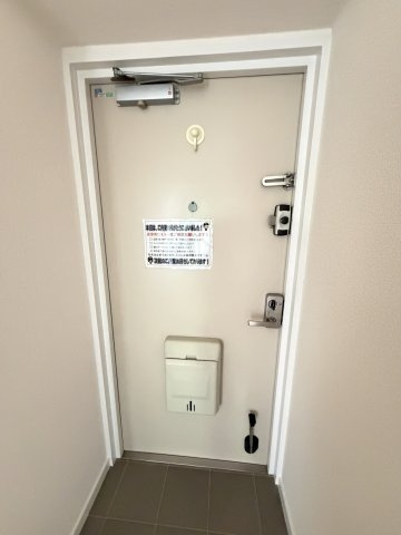 グランドパレス上須磨の玄関