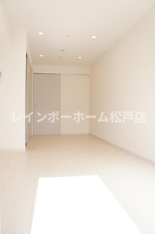 リブリ・杉田