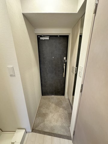 Alivis浪速東SoL TERRACEの玄関