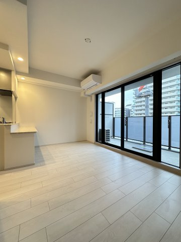 Alivis浪速東SoL TERRACEの居間・リビング
