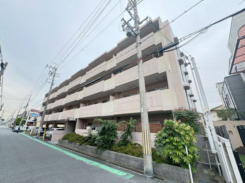 メゾンデール富松の外観|きれいな外観です