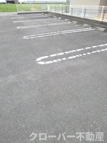 コンフォルト　Ａの駐車場