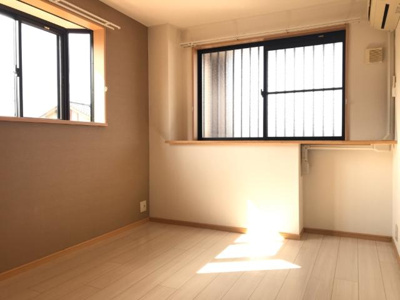 【寝室】 | ＨＡＰＰＩＮＥＳＳ | 室内