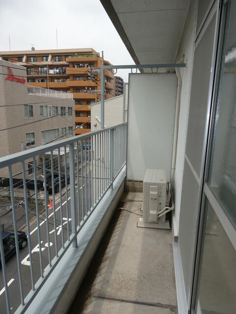 江東ハイツのバルコニー