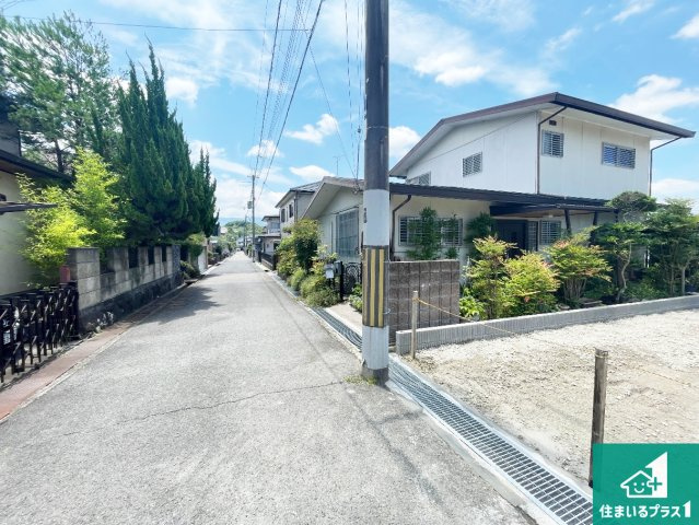 河内長野市大師町　第3期　新築一戸建ての前面道路含む現地写真|周辺は落ち着いた街並みの住宅地！子育てがしやすい住環境です！まだ未完成ですが、現地でしかわからない事もございます。是非一度ご覧ください。