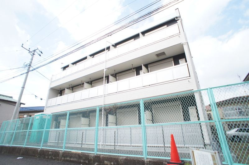 横須賀市追浜東町３丁目の賃貸マンションの外観