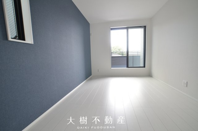 【洋室】 | 座間市座間1丁目　新築戸建て　全3棟【仲介手数料無料】 | 2階　洋室1（7.1帖）