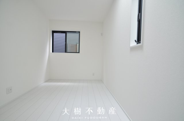 【洋室】 | 座間市座間1丁目　新築戸建て　全3棟【仲介手数料無料】 | 2階　洋室4（5.0帖）