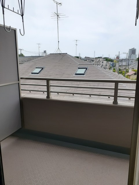 エテルノ　ソーレのバルコニー|便利なバルコニー付き♪