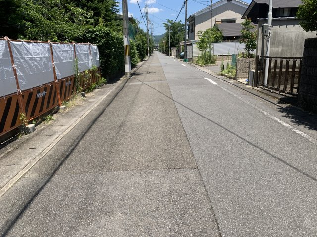 京都市左京区岩倉大鷺町　建築条件無し売土地の前面道路含む現地写真