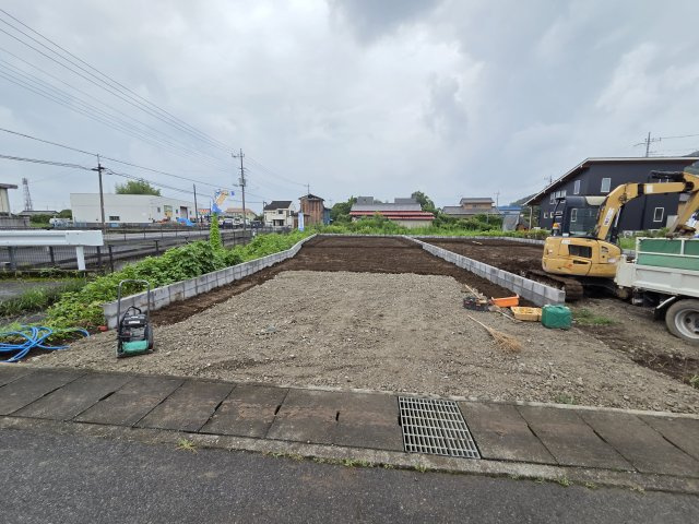 新築　太田市東今泉町　GRAFARE　2号棟	の駐車場|現地写真　駐車スペースは4台分可能です！

