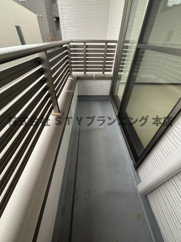 仲介手数料0円！ライフステージ本郷のバルコニー