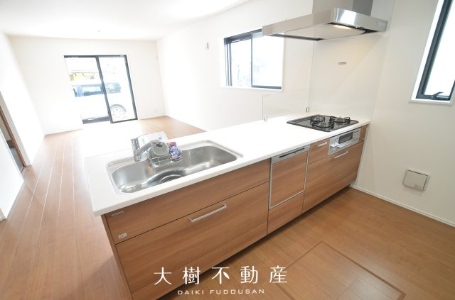 【キッチン】 | 座間市座間1丁目　新築戸建て　全3棟【仲介手数料無料】
