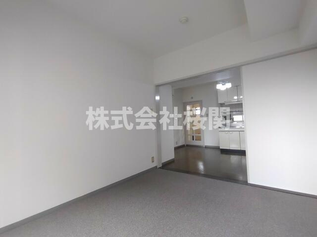 朝日大通り公園マンションのその他