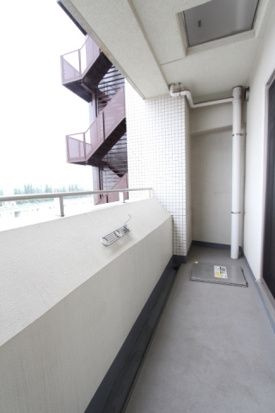 プラウドフラット三軒茶屋のバルコニー