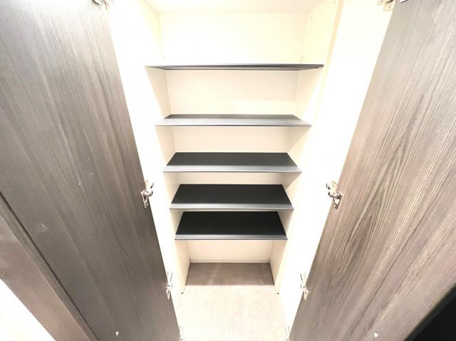 シーズンフラッツ大手前の収納