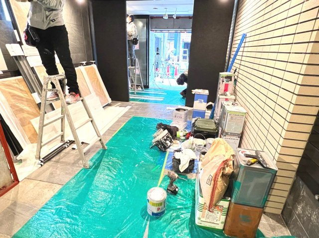 シーズンフラッツ大手前のエントランス