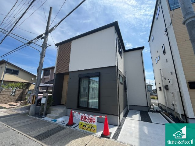 草津市平井　新築一戸建ての外観|お客様に長く安心して住んでいだだける事にこだわった家づくり！住んでからのアフターサービスにもしっかりと取り組んでいます！
