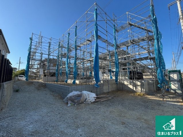 和泉市光明台　第1期　新築一戸建ての外観|現在建築中！落ち着いた街並みで新生活を始めることが出来そう！周辺の物件も併せてご紹介させて頂きます！