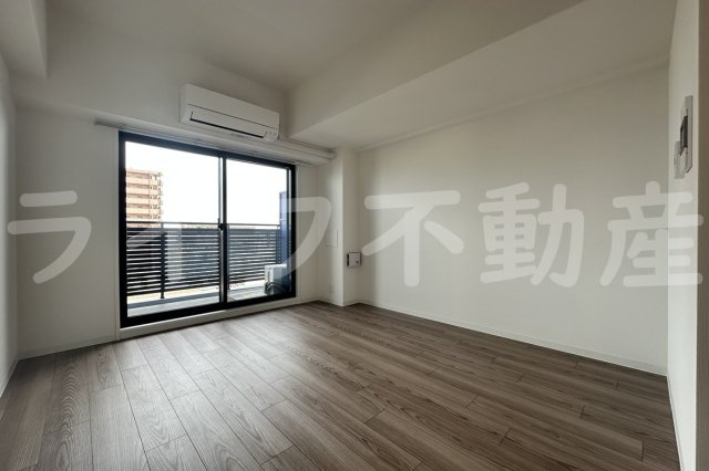 ARCOBALENO OSAKA FUSEの居間・リビング|ゆったり過ごせるリビングです