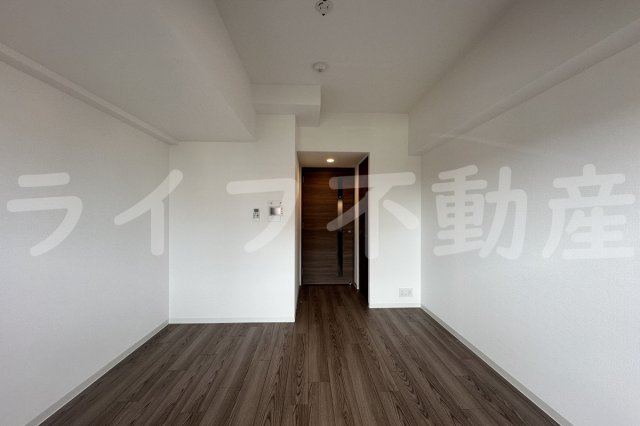 ARCOBALENO OSAKA FUSEの洋室|落ち着いた色調の洋室です