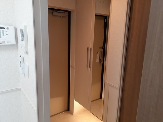 菊水レジデンス綱島Ⅱの玄関|シューズボックスあり☆
