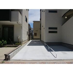REGALEST中村公園西　名古屋市賃貸　仲介手数料無料の駐車場