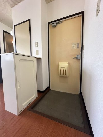 サンシティミシマの玄関