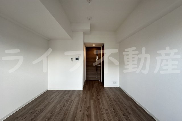 ARCOBALENO OSAKA FUSEの洋室|使い勝手のいい洋室です